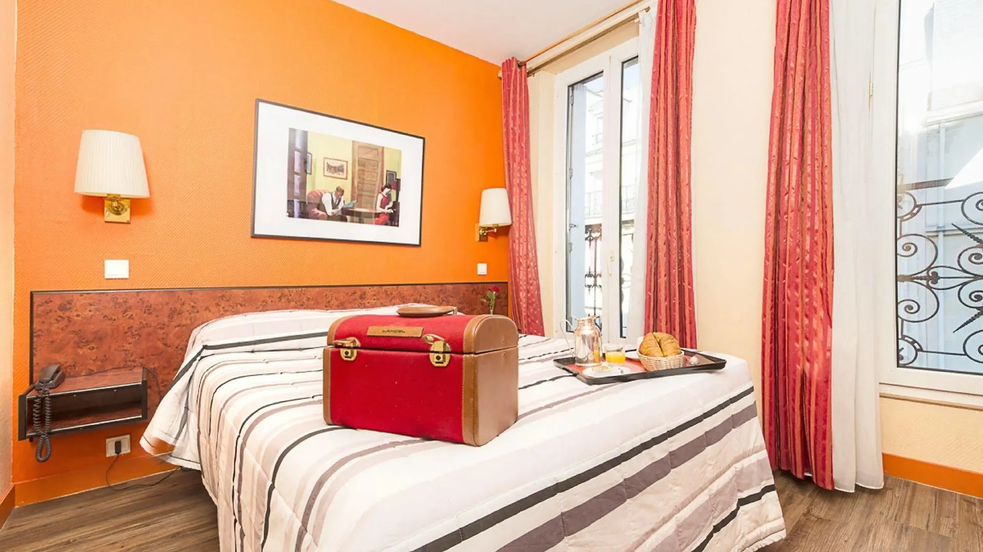Hotel Pierre Nicole contacts